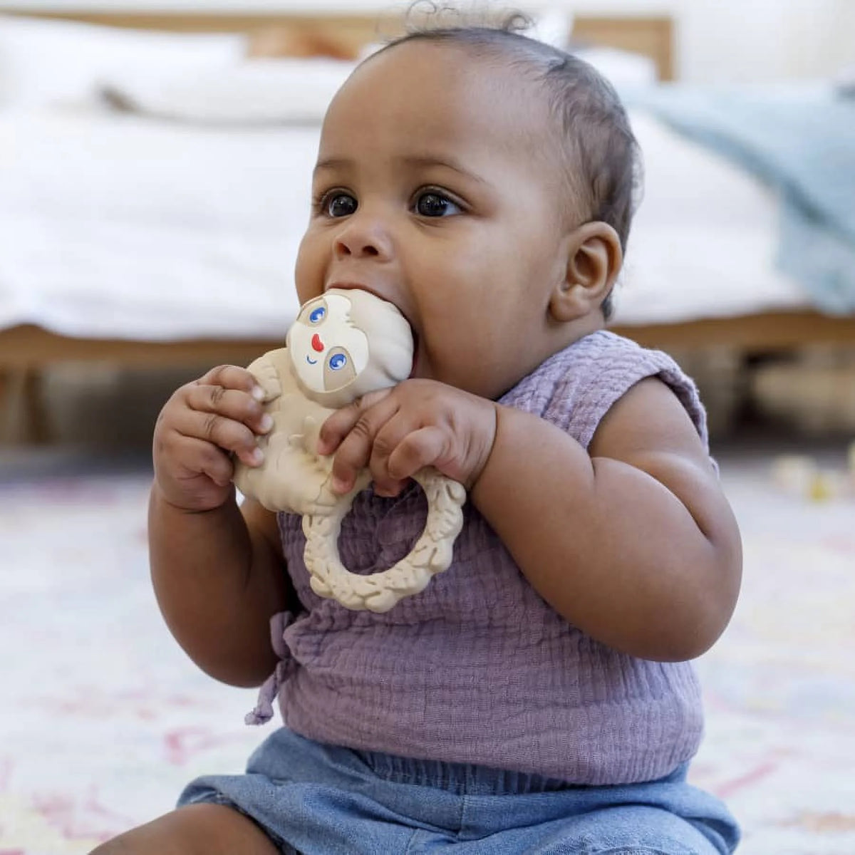 Beige Sloth Teether U96575