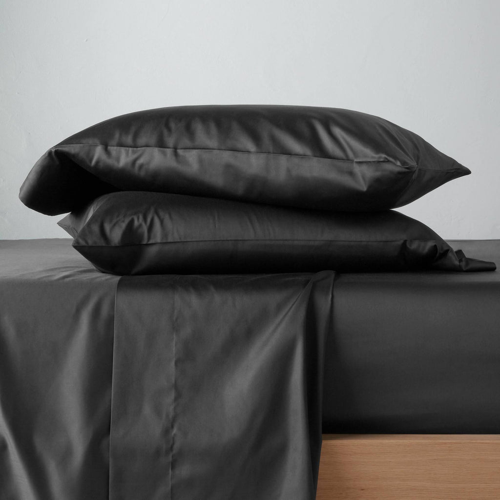 Full 300 Thread Count Solid Sheet Set Washed Black F6413