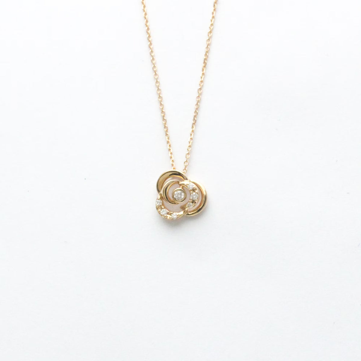 Pink Gold Diamond Pendant Necklace H143274