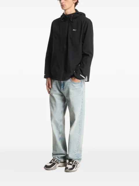 Reebok logo-print lightweight windbreaker