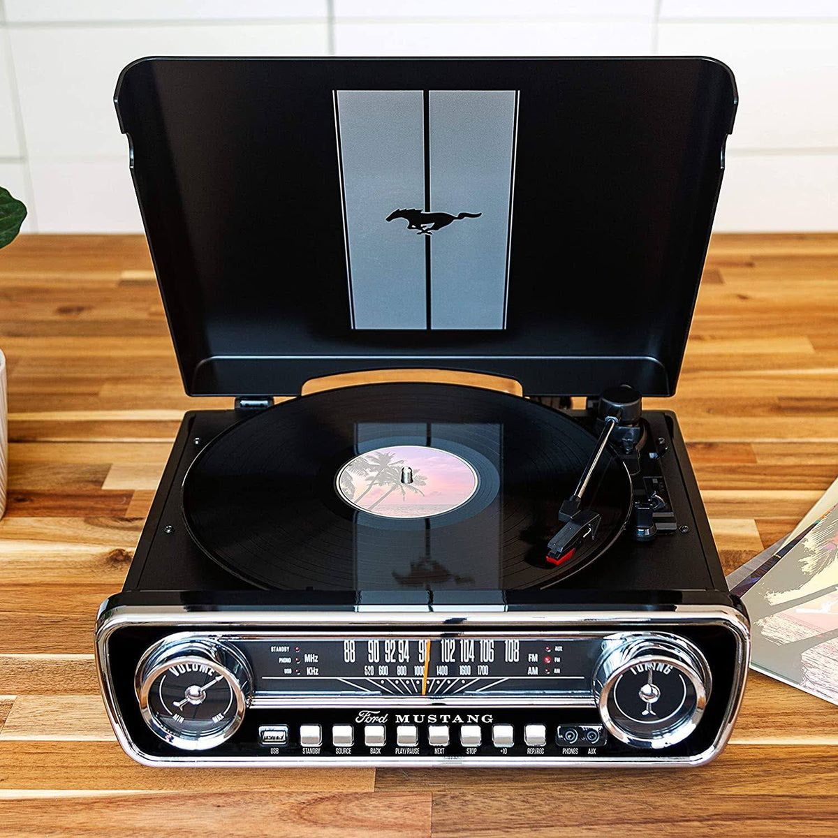 Black 4-in-1 Classic Music Center O8203