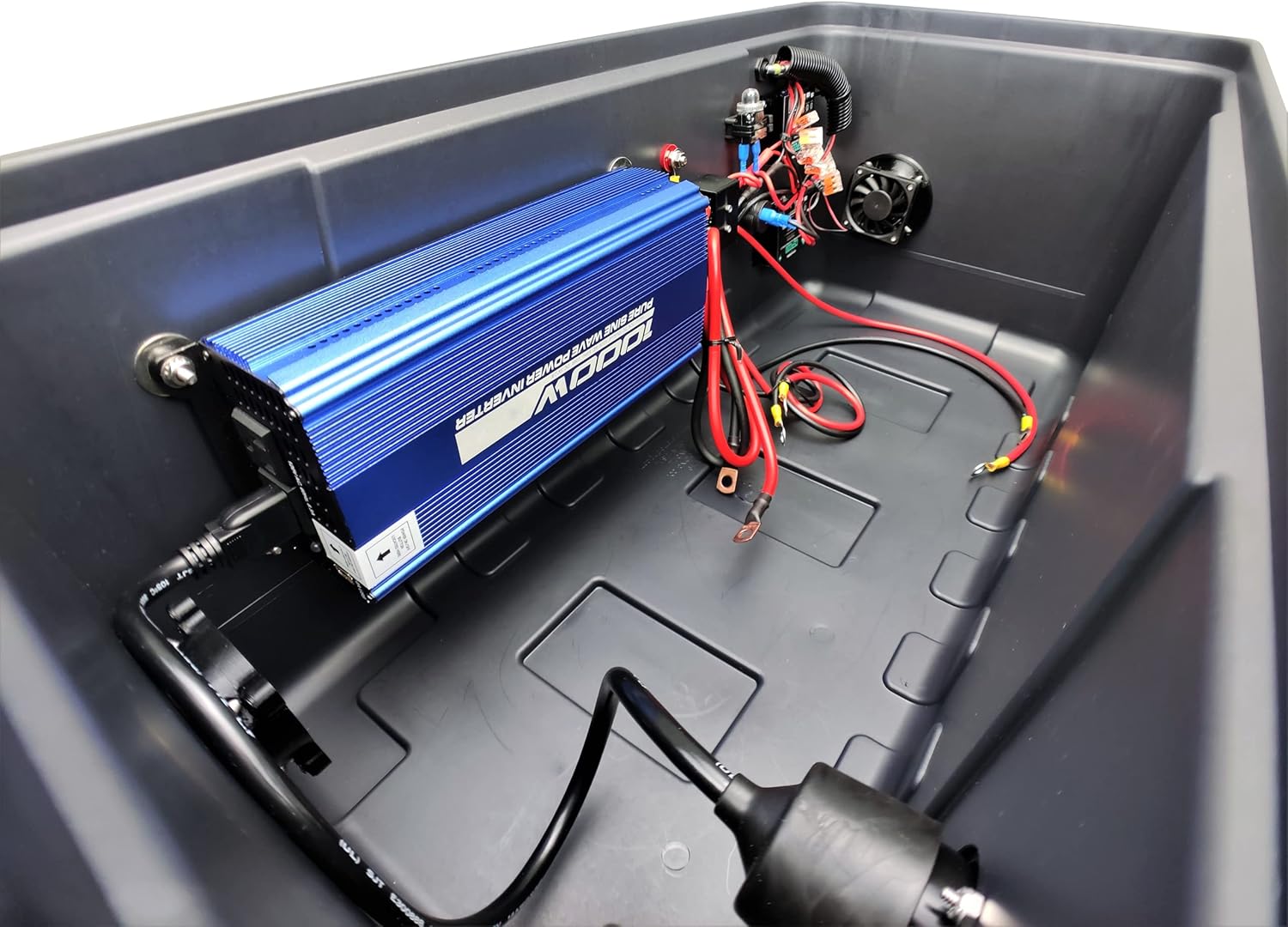 Waterproof MPPT Solar Generator Battery Box with 5000W Inverter M914014