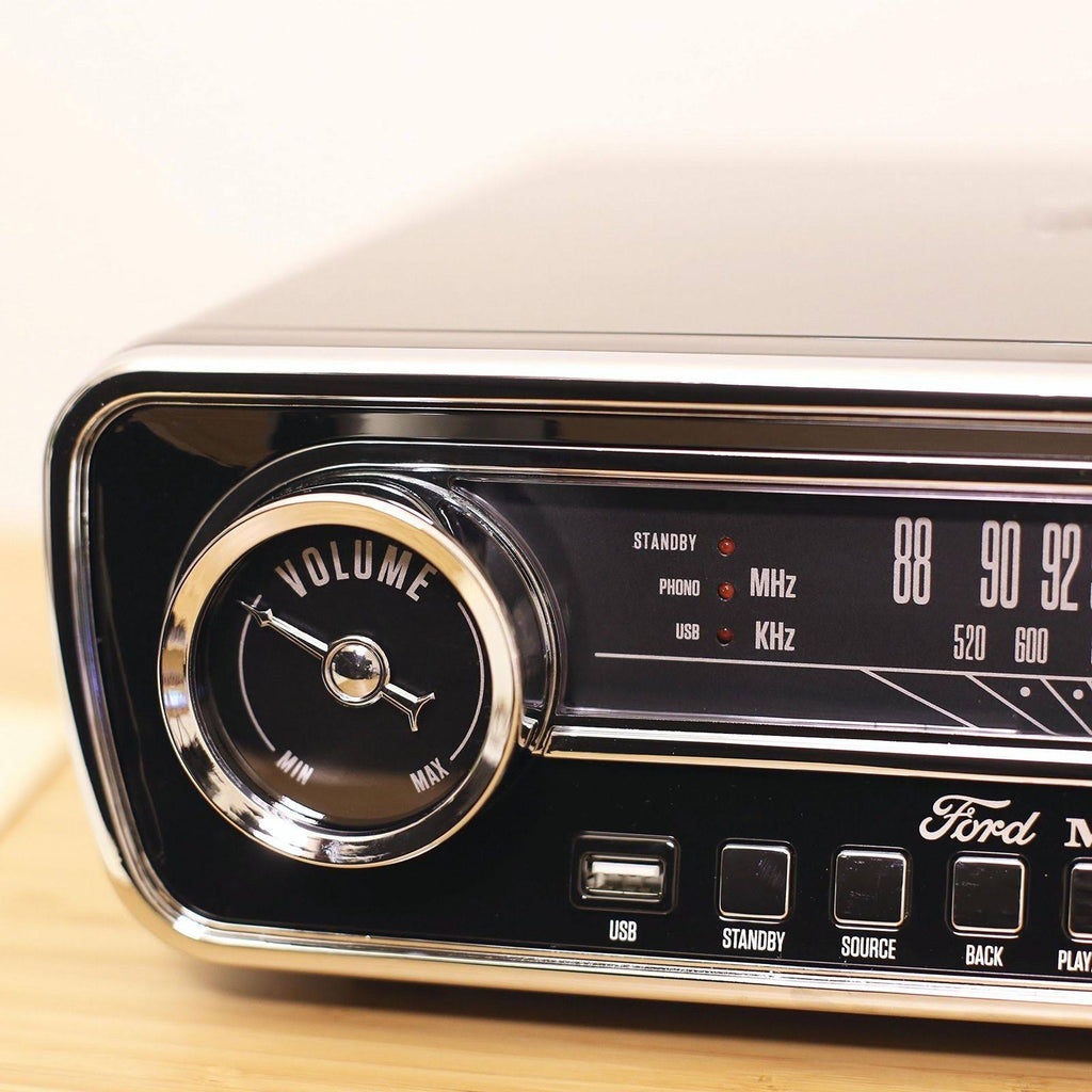 Black 4-in-1 Classic Music Center O8203