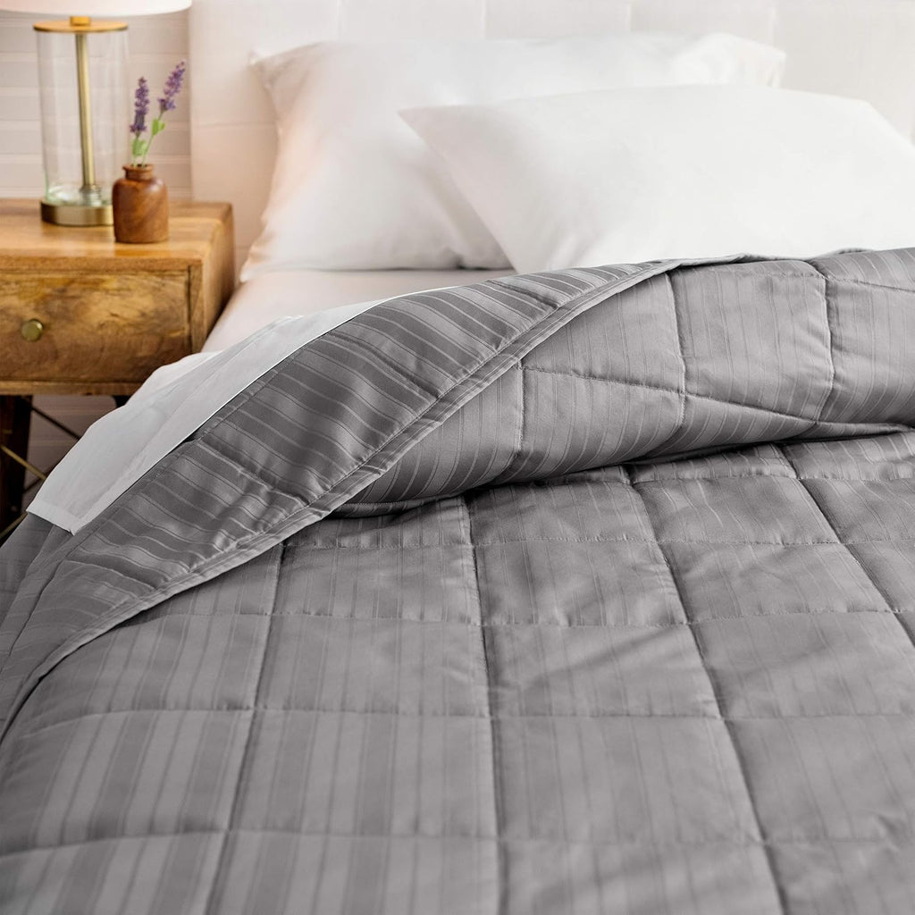 King Size 100% Cotton Sateen Woven Stripe Oversize Quilt Q15824