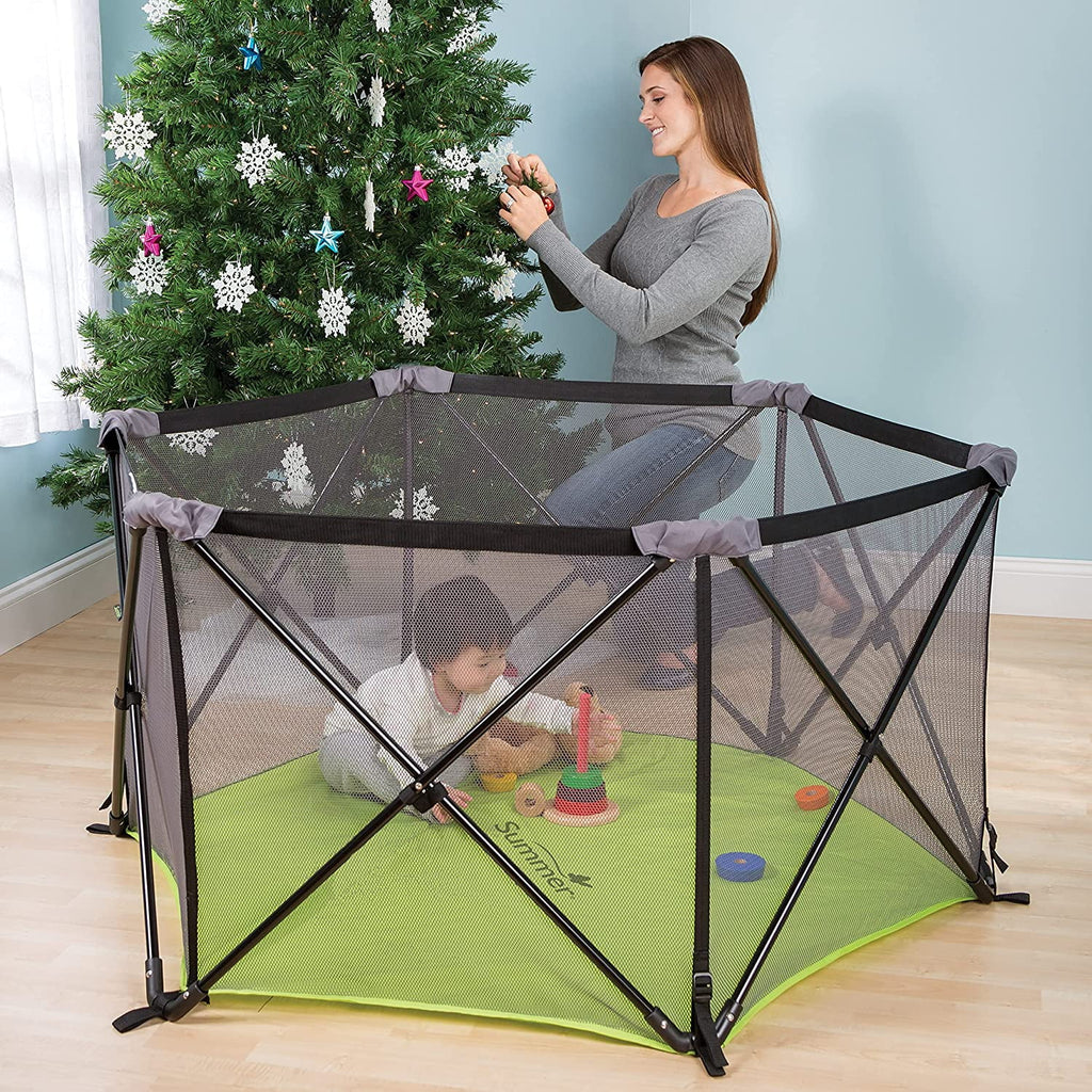 Portable Playard with Compact Fold N733