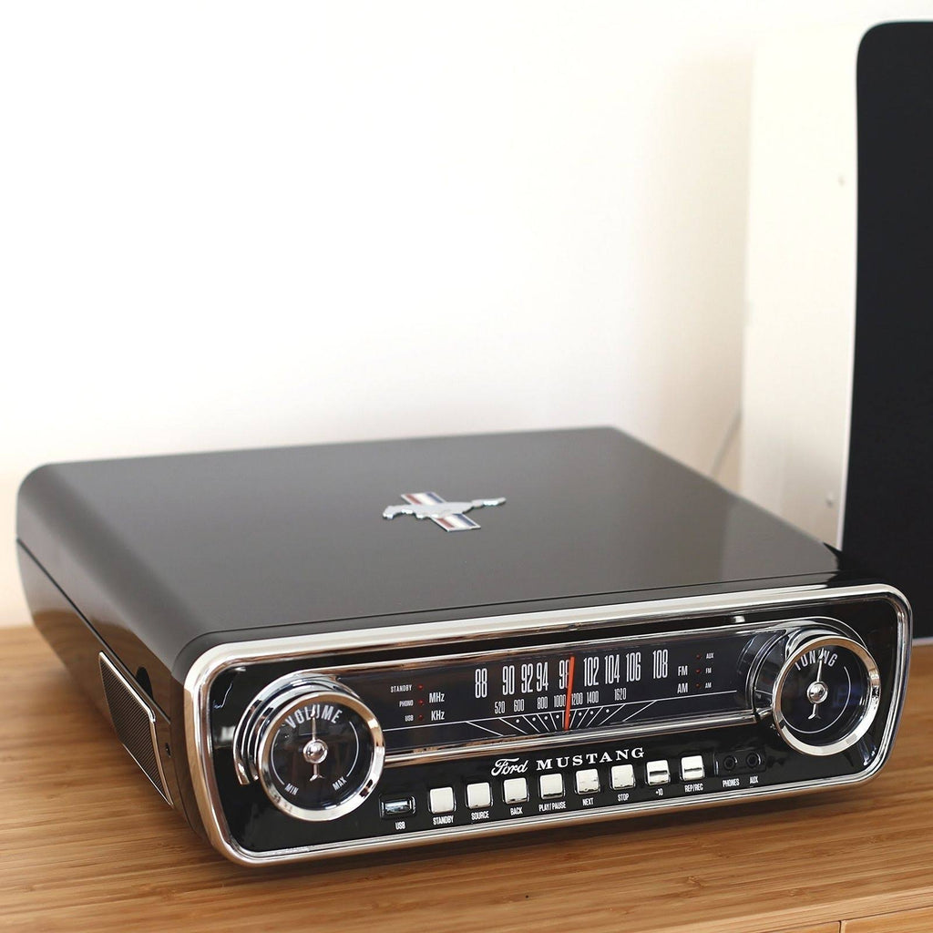 Black 4-in-1 Classic Music Center O8203