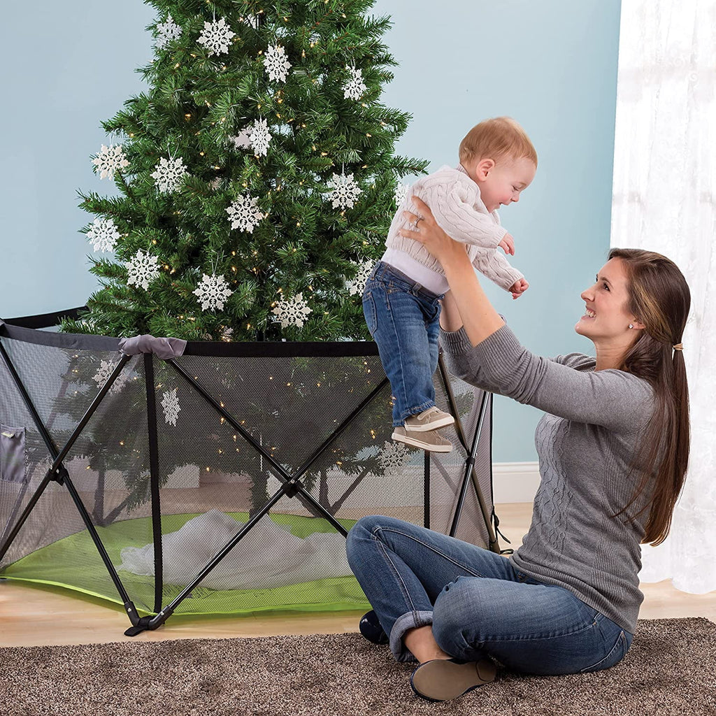 Portable Playard with Compact Fold N733