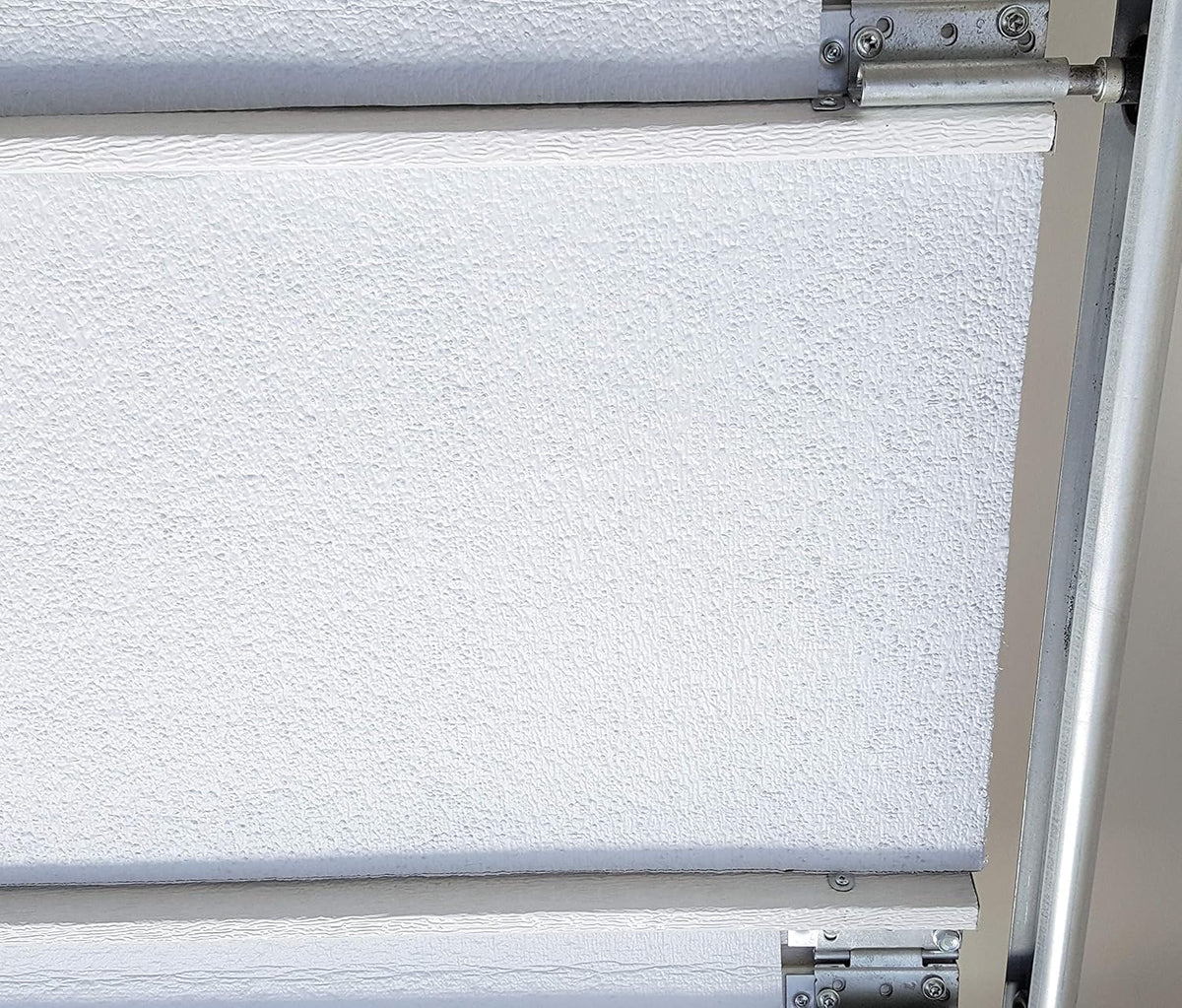 White Reflective Foam Core Garage Door Insulation Kit 18 Ft x 8 Ft R Value 8.0 U45248