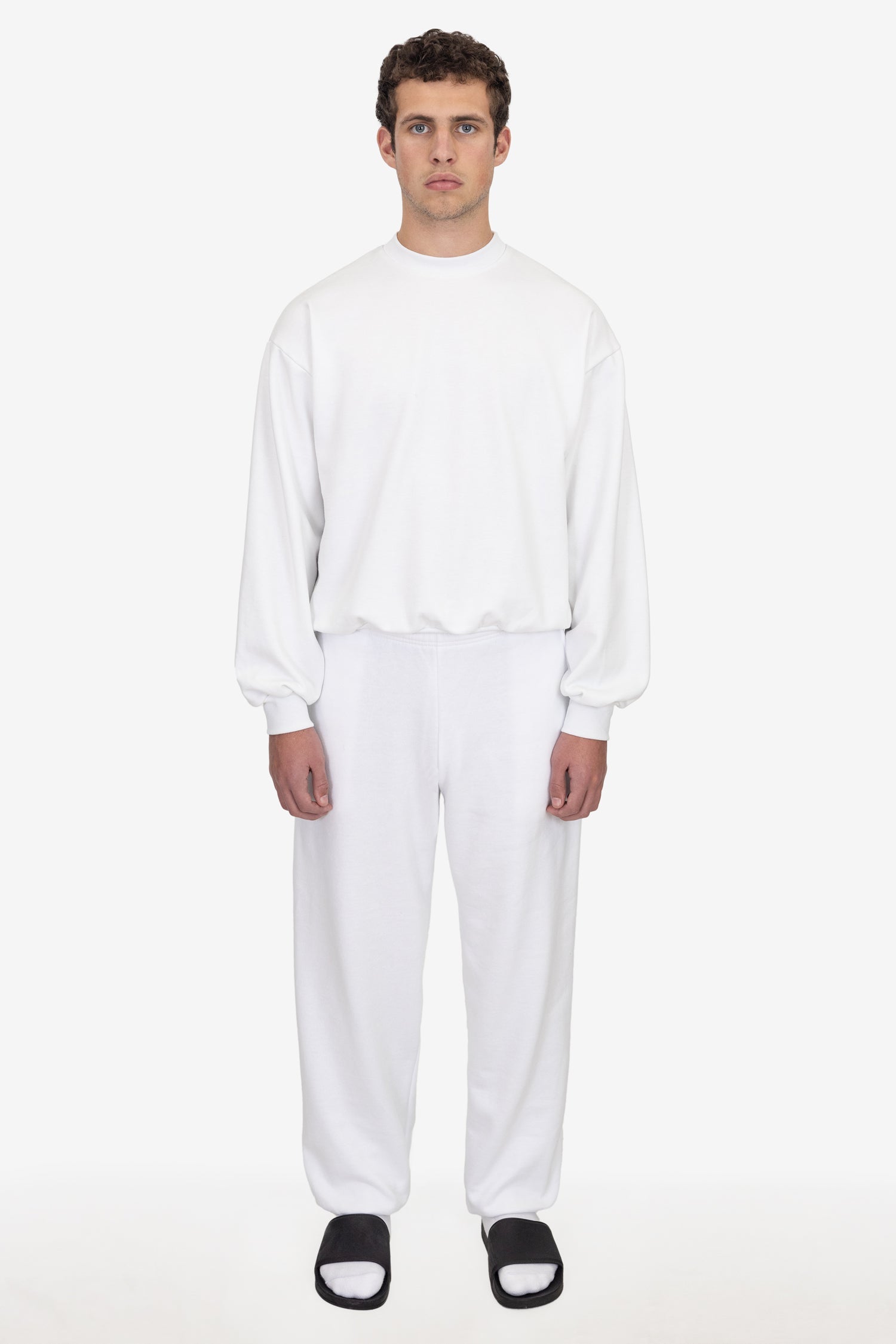 MWF1044 - 10 oz. Mid-Weight Poly Cotton Fleece Wide Sweatpant