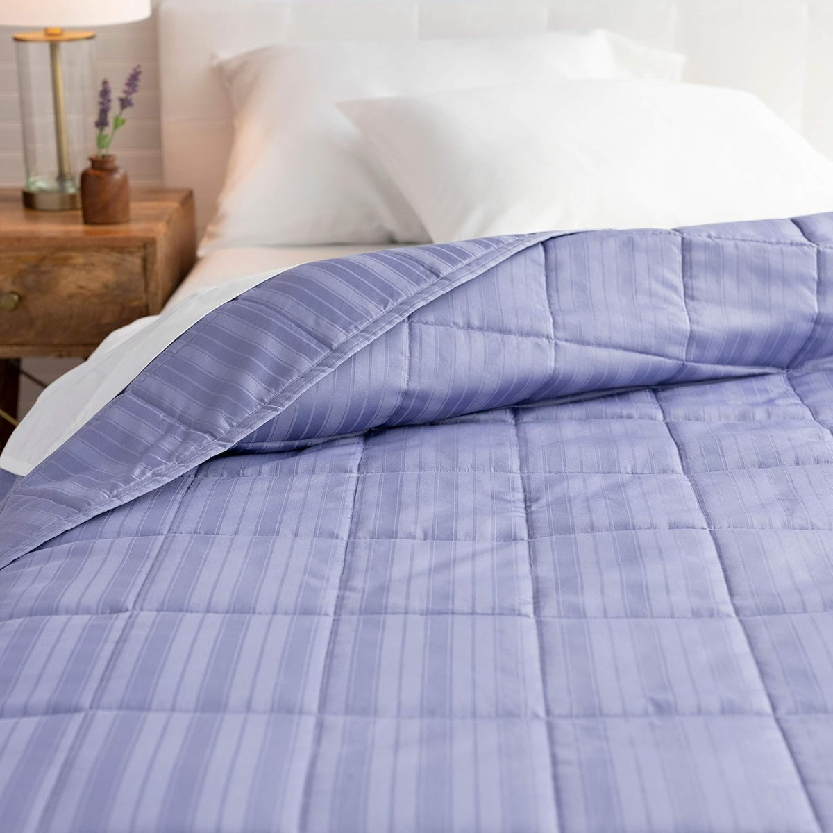 King Size 100% Cotton Sateen Woven Stripe Oversize Quilt Q15824
