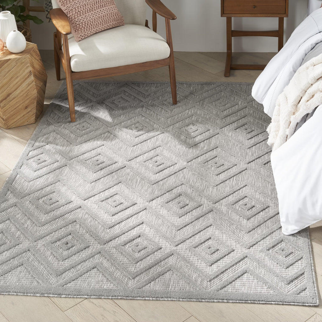 Silver Grey 6' x 9' Area Rug S844