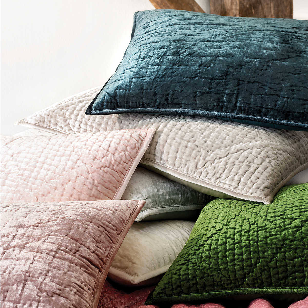 Euro Quilted Velvet Sham X590875