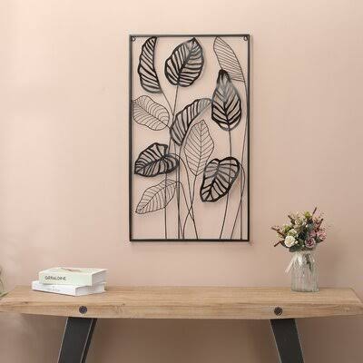 Metal Framed Vertical Leaf Wall Decor R195