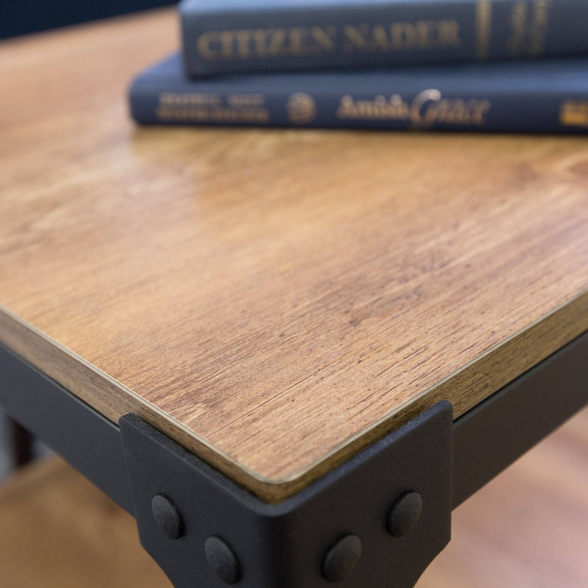 Set of 2 Barnwood Side Tables A32597