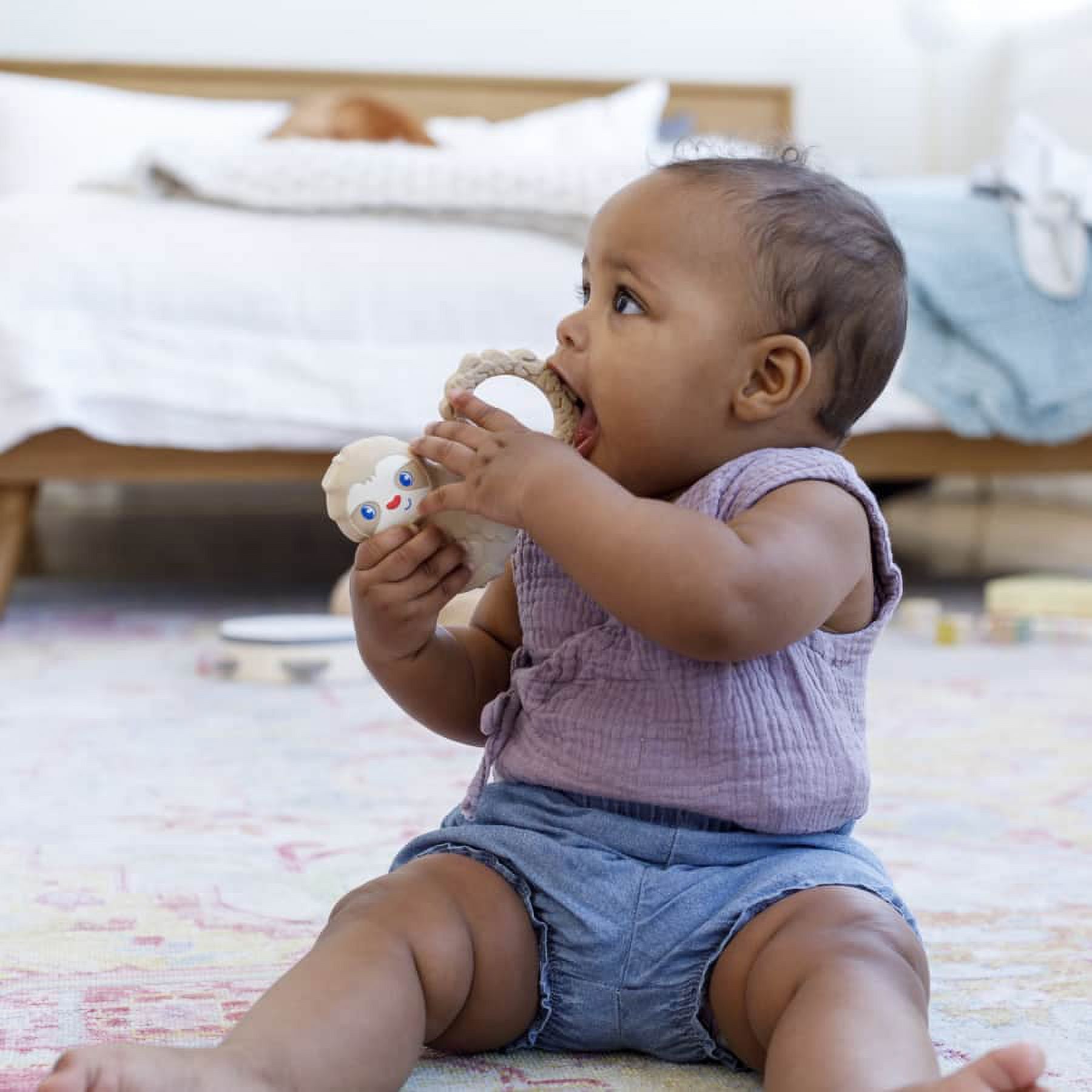 Beige Sloth Teether U96575